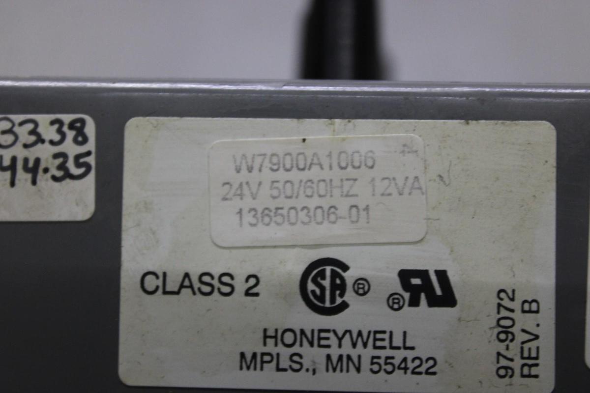 Used TRANE CHILLER CONTROL MODULE 229927L W7900A10006 24 VOLT 12 VA **WARRANTY**