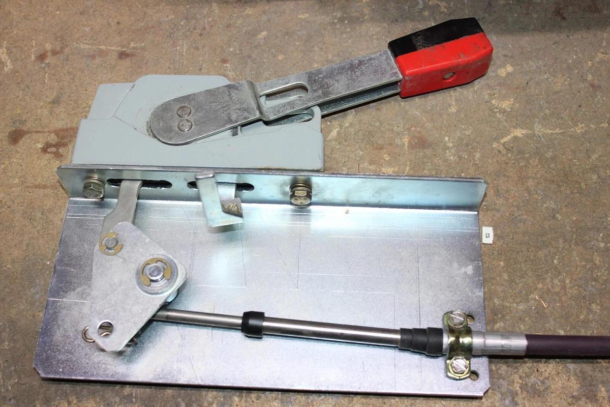 Used SQUARE D 600 AMP DISCONNECT BASE SWITCH 3-POLE 17-21248 W/ HANDLE **WARRANTY**