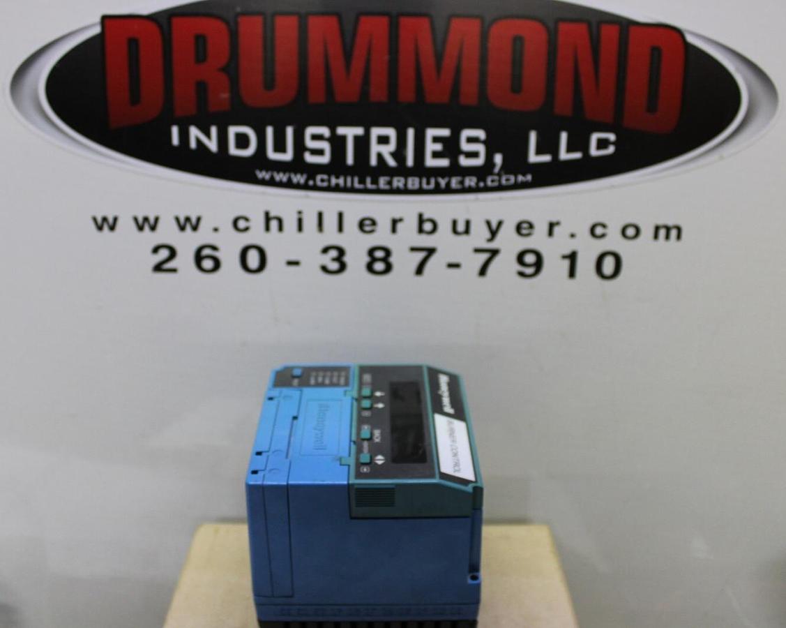 Used HONEYWELL RECTIFICATION FLAME AMPLIFIER RM7890-A-1015 W/ S7800-A-1001 REV. 2018