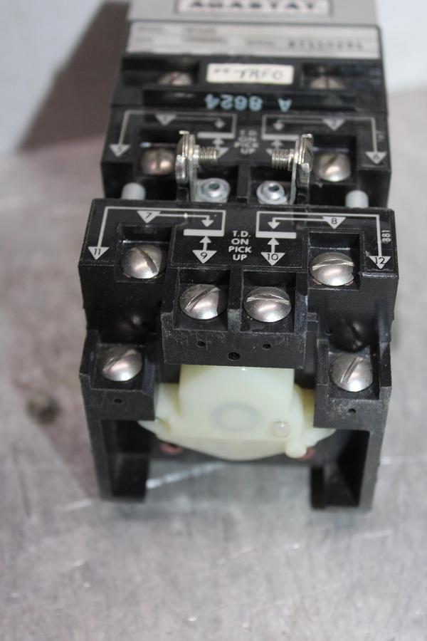 Used AGASTAT TIME DELAY RELAY 7012AH 120 VOLT 3-30 MINUTE DELAY
