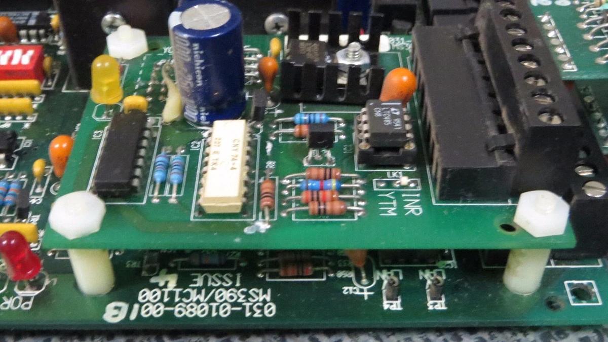 Used YORK ADVANCED PROCESSOR CARD MS390 MS1100 WITH MS360 MS1035 & (2) 031-01587