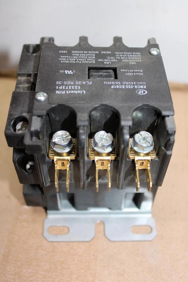 Used LIEBERT CPNTACTOR XMC0-253-EC01P 123273P1 3-POLE 25 AMP 600 VAC COIL: 24 VAC
