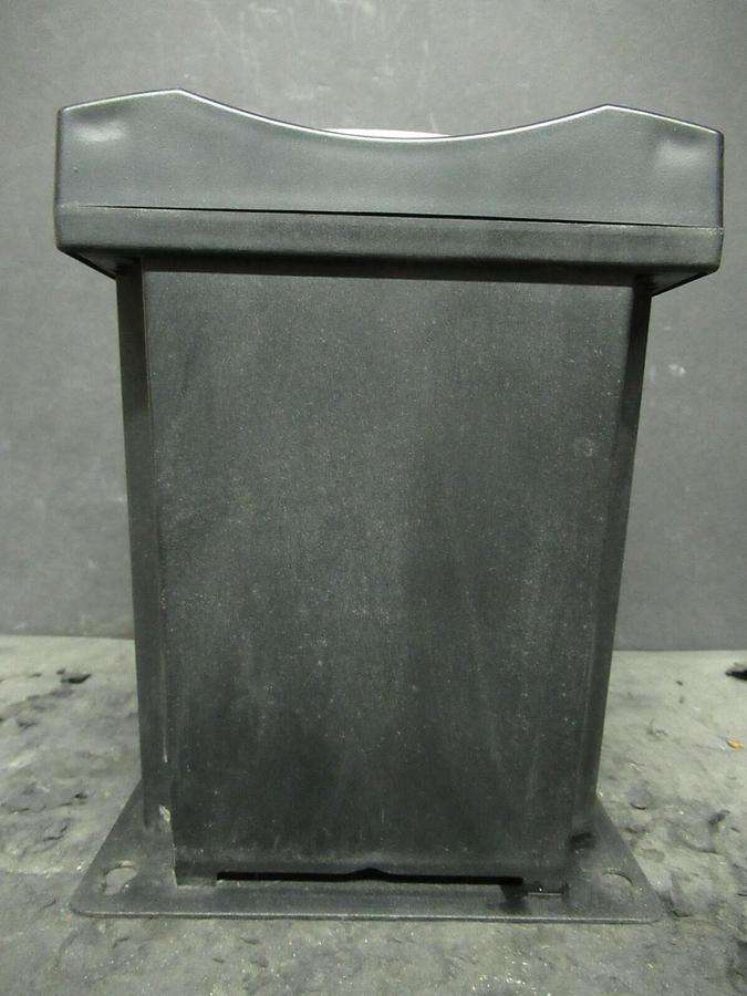 Used THERMO SCIENTIFIC ORION 2120XP CALCIUM HARDNESS ANALYZER 120 - 240 VAC 60 HZ