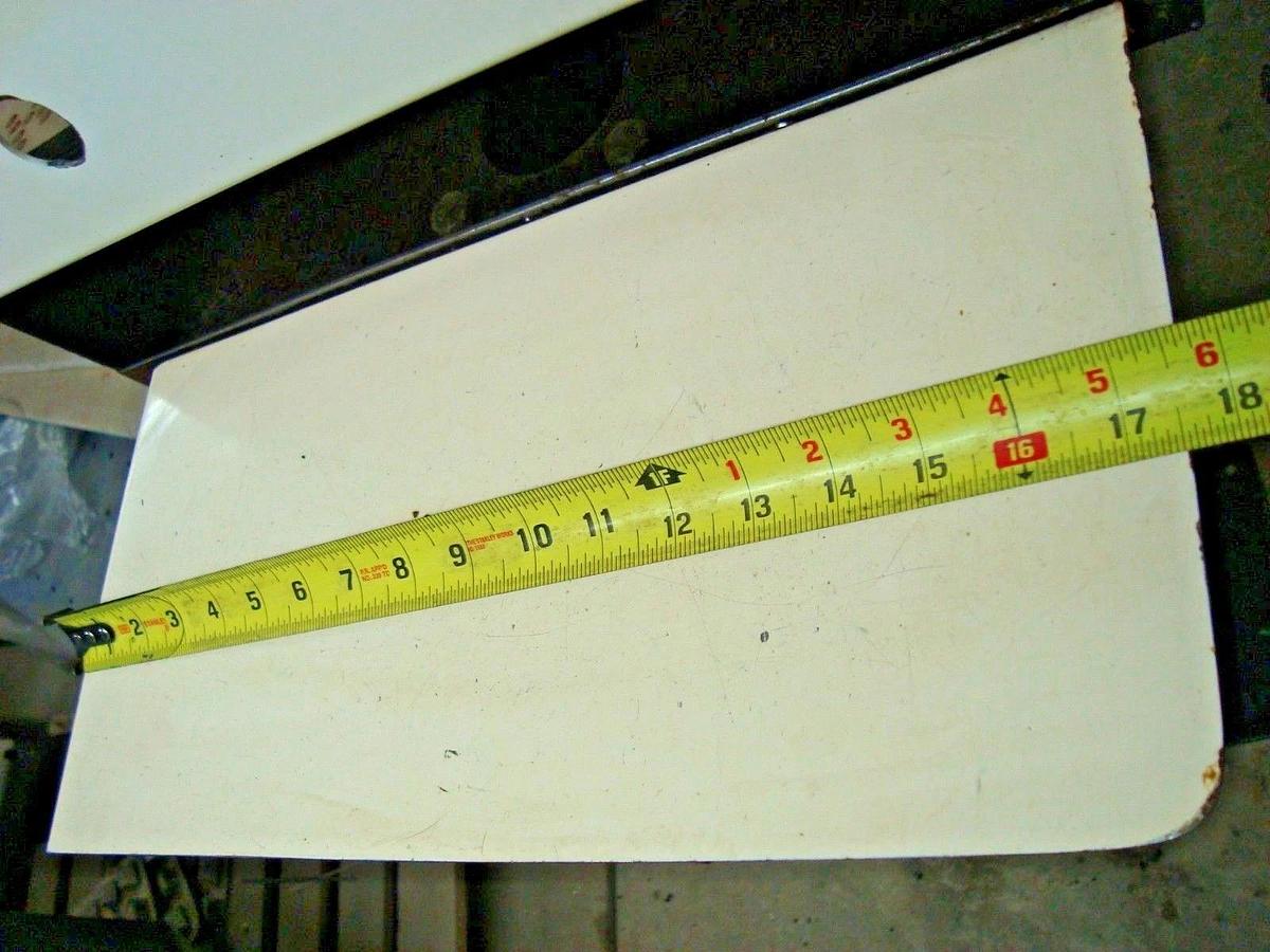 Used OPERATOR INTERFACE ENCLOSURE 4 FT FLAT PANEL STYLE INDUSTRIAL COMPUTER STAND