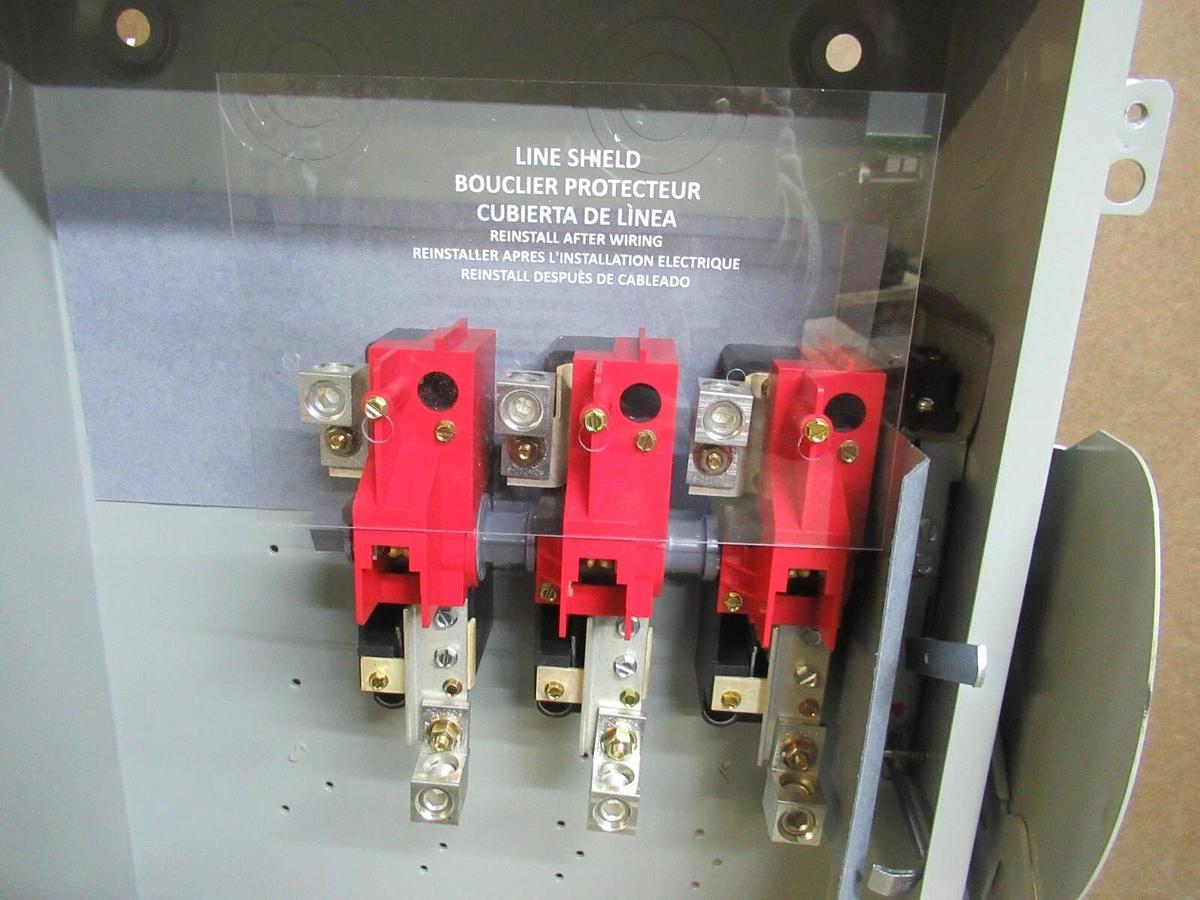 NIB EATON 200 AMP HEAVY DUTY SAFETY SWITCH DH364UGK2 TYPE 1 3-POLE 150 HP 600 V