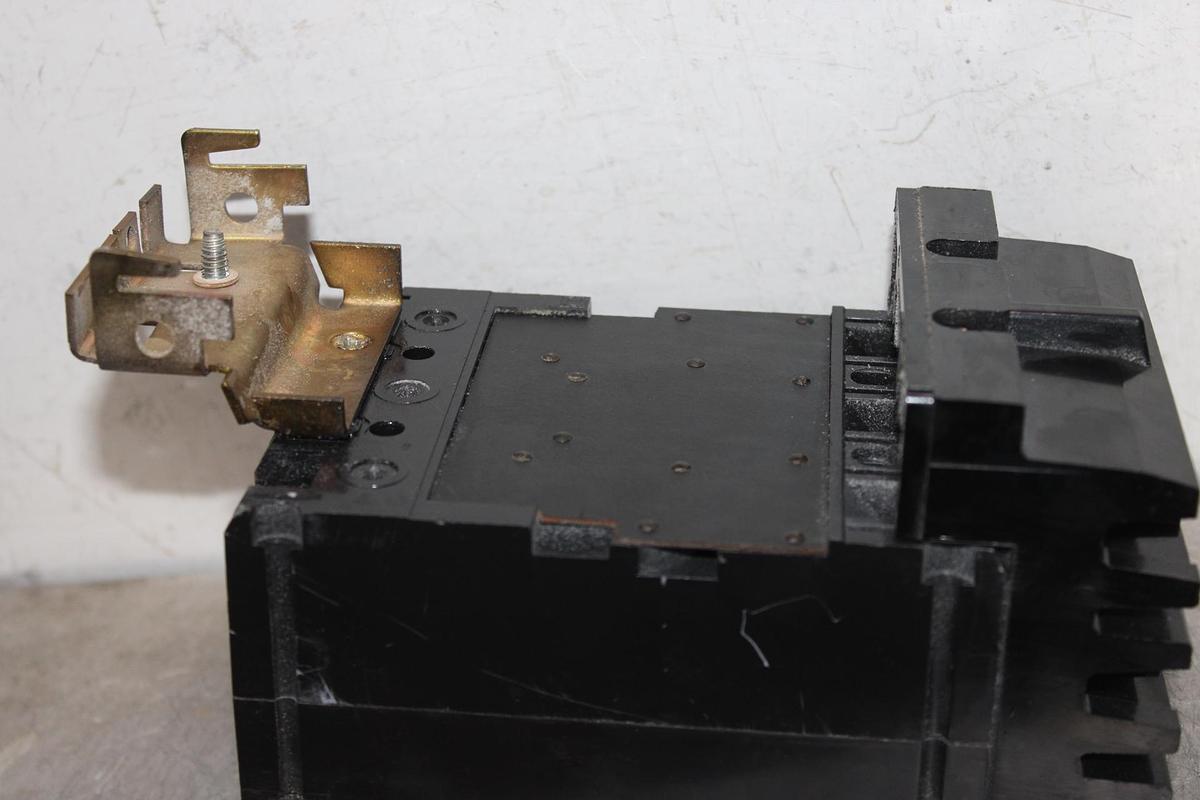 Used SQUARE D I-LINE CIRCUIT BREAKER FA34015 15 AMP 480 VOLT 3-POLE