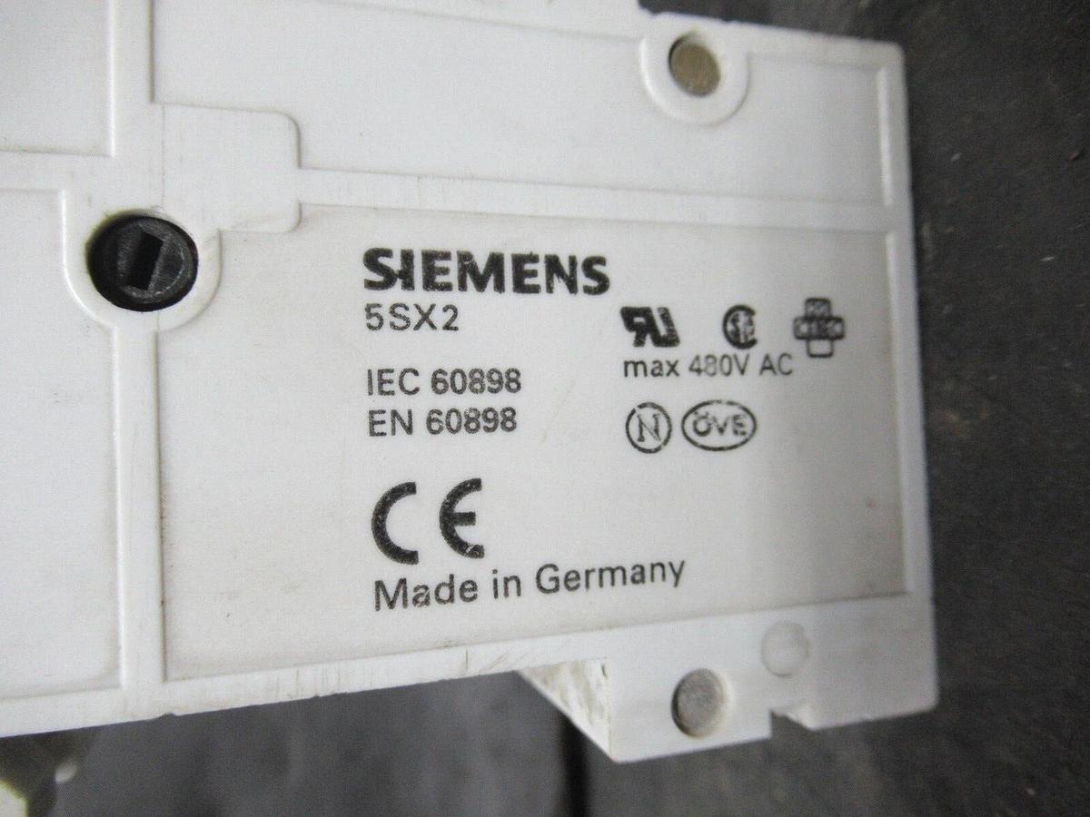 Used SIEMENS CIRCUIT BREAKER 5SX23 B10 10 AMP 480 VAC 3-POLE W/ AUXILLIARY