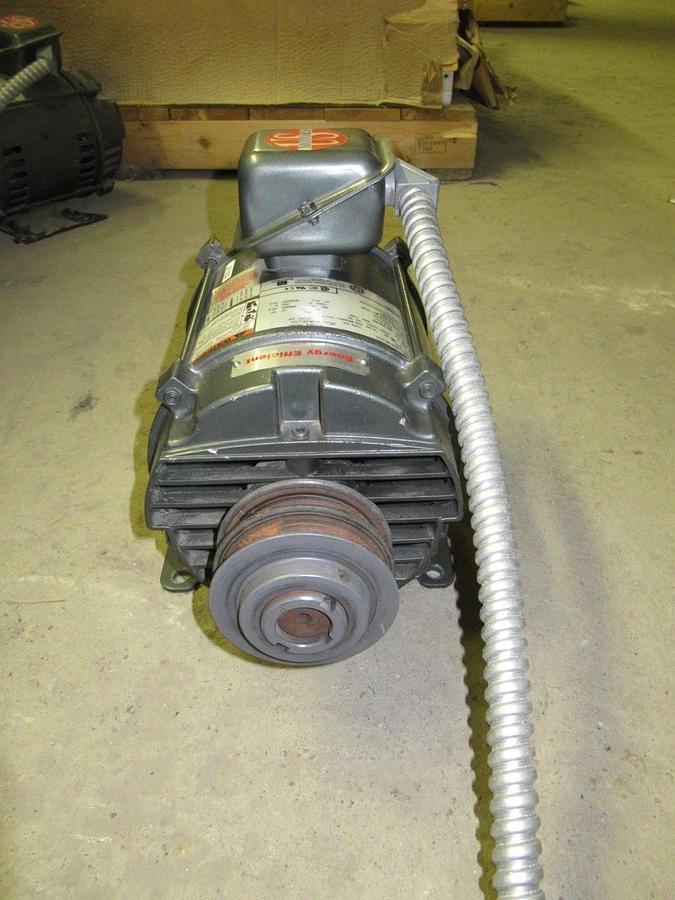 Used US MOTORS AC MOTOR D3E2A-P AE24Y 208 230 460V 60HZ 3HP 3PHASE 1765RPM ENCL. DP