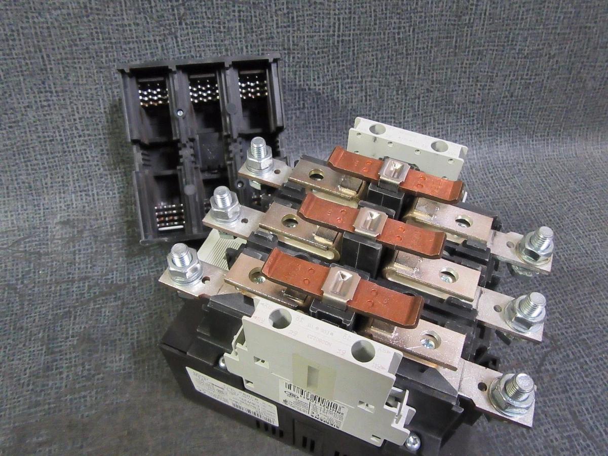 Refurbished SIEMENS SIRIUS CONTACTOR 140 AMP 600V 3 PHASE 110-127V COIL MODEL: 3RT1054-6AF36