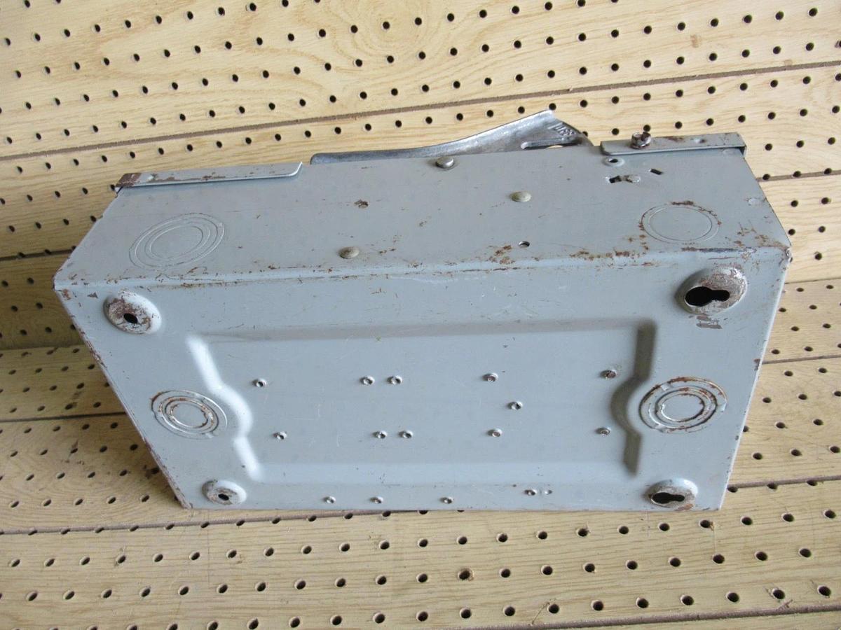 Used ITE DISCONNECT SAFETY SWITCH NF-352 600VAC 50HP 60A TYPE 1 **WARRANTY INCLUDED**