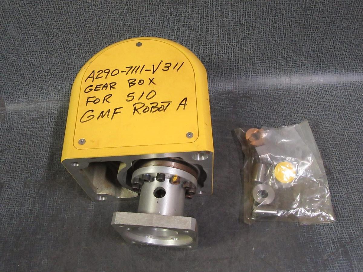 NEW GMF FANUC ROBOT GEAR BOX WRIST ASSEMBLY A290-7111-V311 FREE SHIPPING !