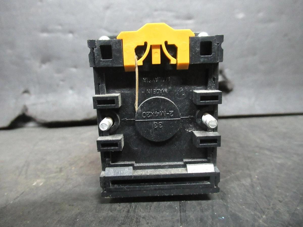 Used ATC TIME DELAY RELAY TUC-120-AKA-030 0-30 SECONDS 120 VAC/DC 10 AMP @ 250 VAC