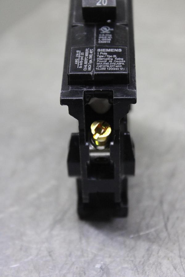 Used SIEMENS MOLDED CASE SWITCH NXD63S120A 1200 AMP 600 VAC 3-POLE