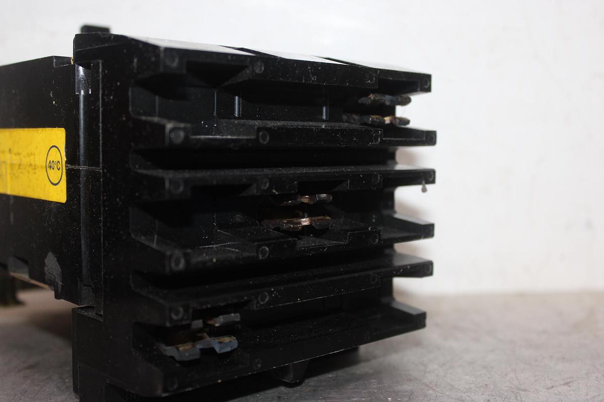 Used SQUARE D I-LINE CIRCUIT BREAKER FA34040 SERIES 2 40 AMP 480 VAC 3-POLE