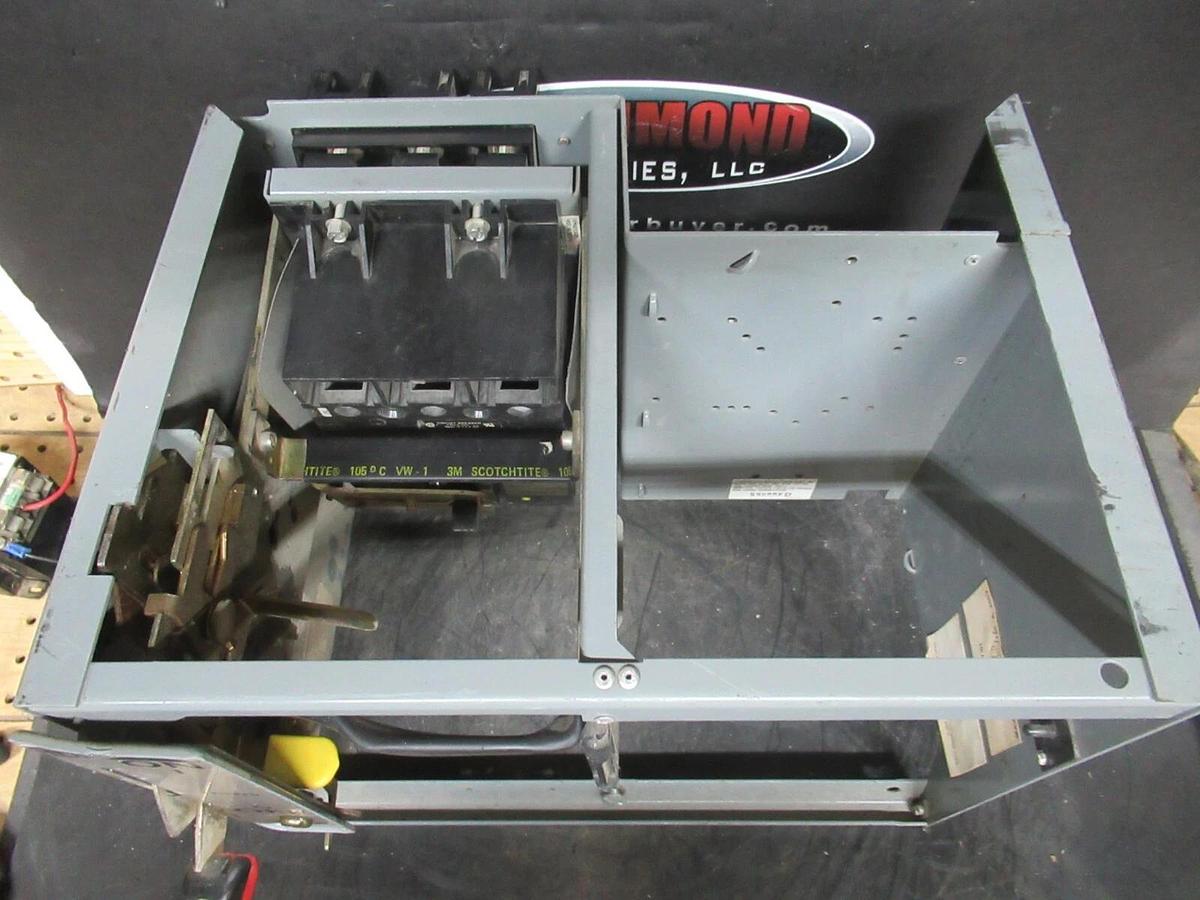 Used SQUARE D MCC MOTOR CONTROL FEEDER 12" MODEL 5 W/ FHP3603015M BREAKER 30 AMP