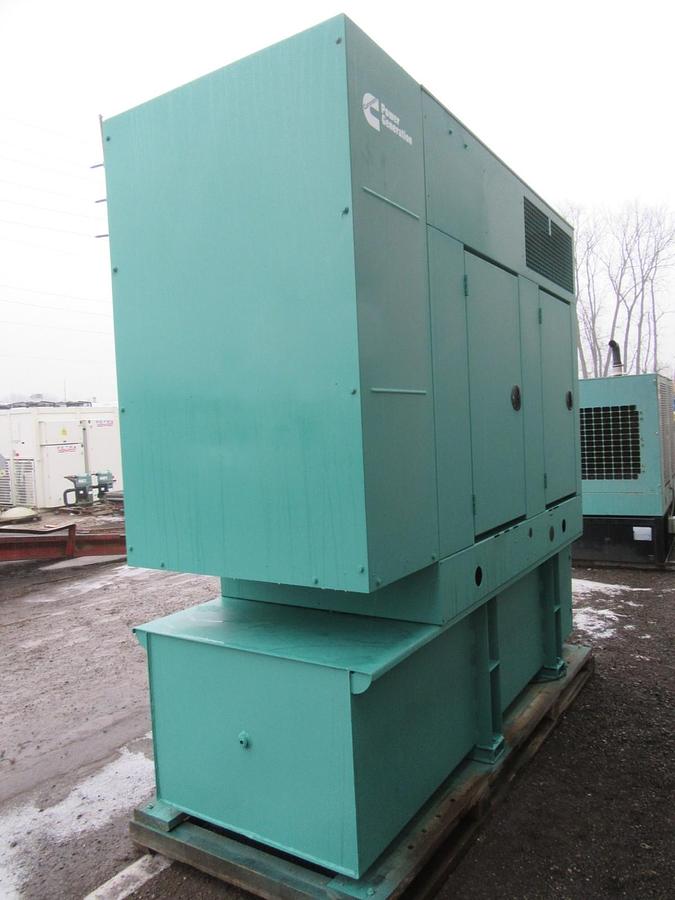 Used 40 KW DIESEL GENERATOR CUMMINS 120/240V B3.9-G2 ENCLOSED RECONNECTABLE VIDEO
