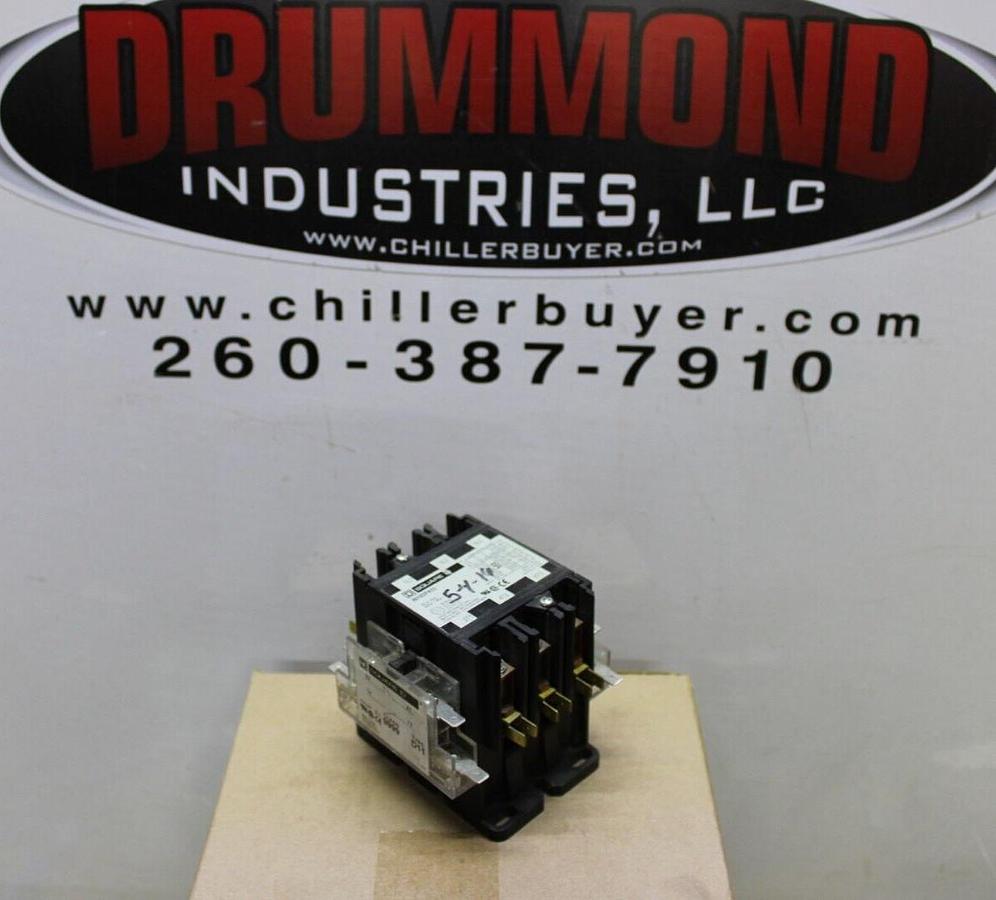 Used SQUARE D CONTACTOR 8910DPA53 50 AMP 600 VAC 30 HP COIL: 24 VOLT