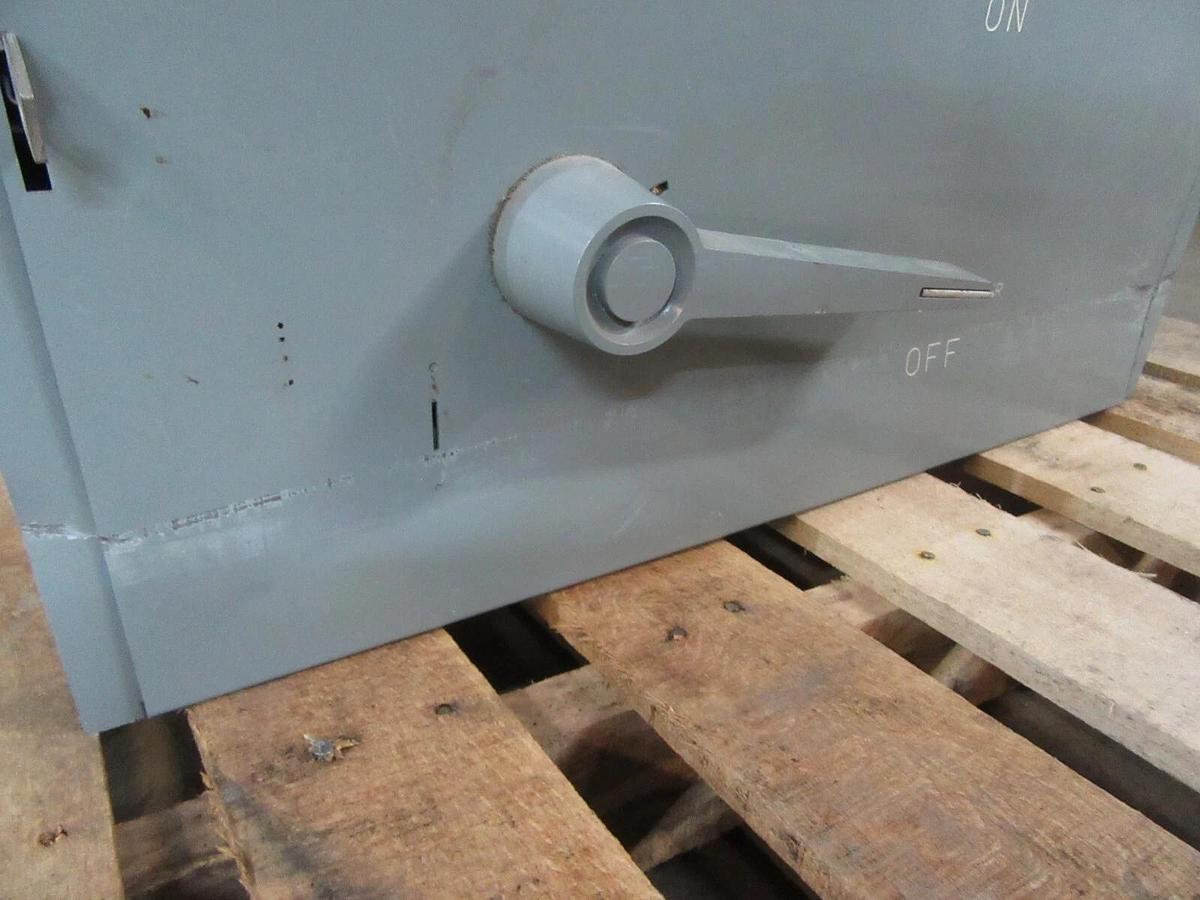 Used WETINGHOUSE FUSE PANELBOARD SWITCH FDP365R 400 AMP 600 VAC 350 HP 3-POLE