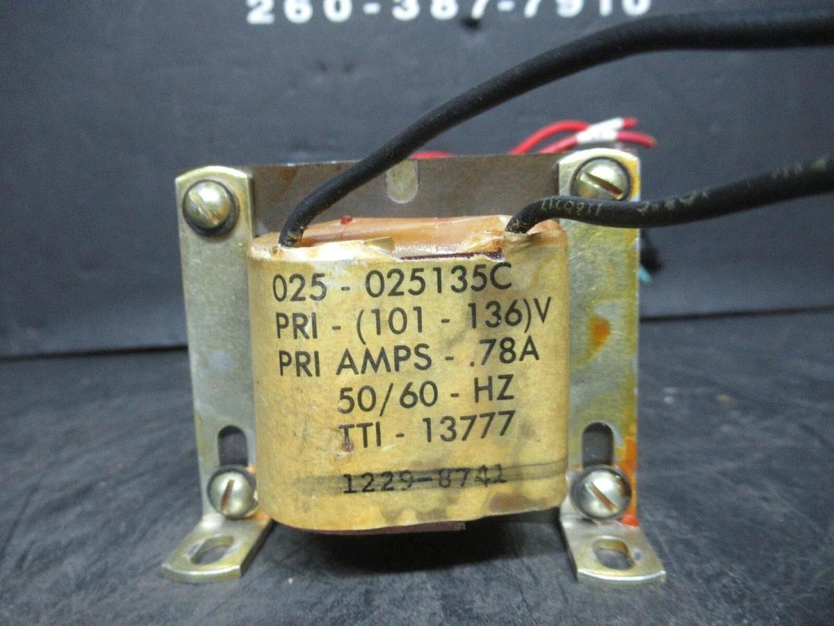 Used YORK 025-025135C TRANSFORMER PRI: 101-136 VOLT 0.78 AMP SEC: 12-18 VOLT