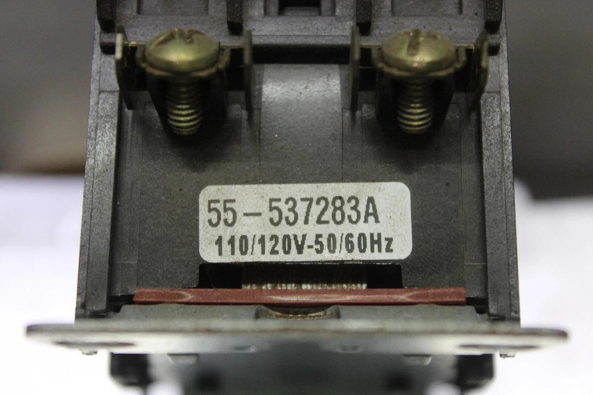 Used GENERAL ELECTRIC CONTACTOR CR453AB3AAA 25 AMP 600 VAC 3-POLE COIL: 110/120V