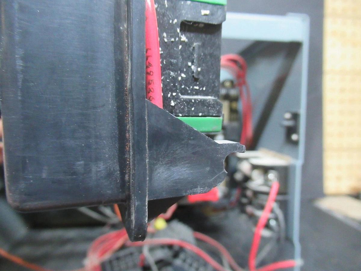 Used SQUARE D MCC MOTOR STARTER CONTROL MODEL: 5 12" W/ 8536SCG3 NEMA SIZE 1 15 AMP