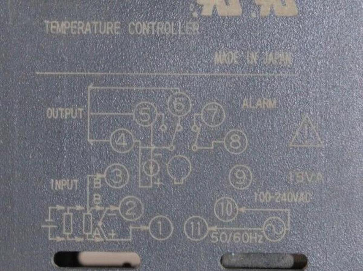 Used FUJI ELECTRIC TEMPERATURE CONTROLLER PXZ4RAY1-5V000 240 VAC 15 VA *WARRANTY*