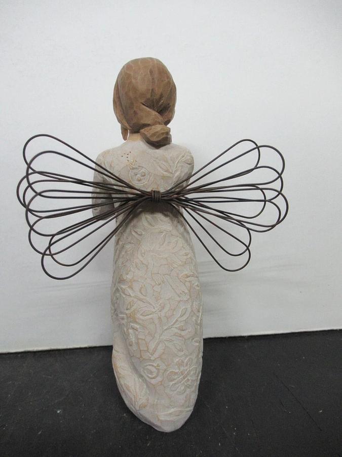 WILLOW TREE "REMMBERANCE" SUSAN LORDI FIGURINE DEMDACO STOCK# 26247