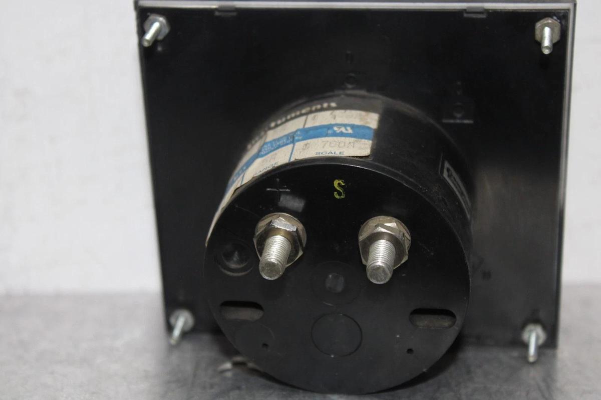 Used CROMPTON AC AMPERES METER 02AA-LSXX 0-700 SCALE **WARRANTY INCLUDED**