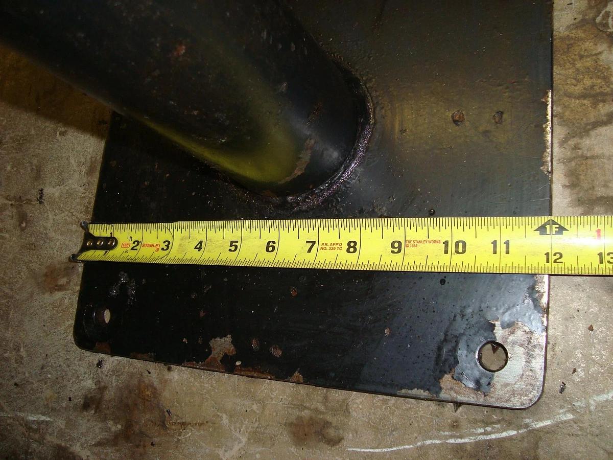 Used OPERATOR INTERFACE ENCLOSURE 4 FT FLAT PANEL STYLE INDUSTRIAL COMPUTER STAND