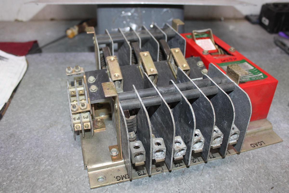Used ACME TRANSFORMER T-2-53008-S 0.5 KVA PRI: 240/480V SEC: 120/240V
