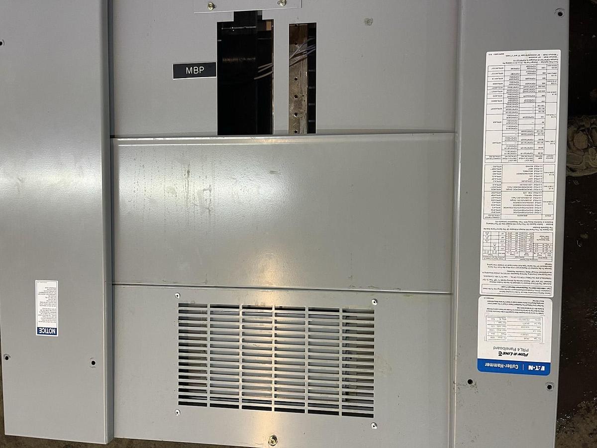 Used EATON POW-R-LINE PRL4 PANELBOAD PRL4B 600 AMP 120/240 VAC 1-PHASE 3-WIRE BX3673