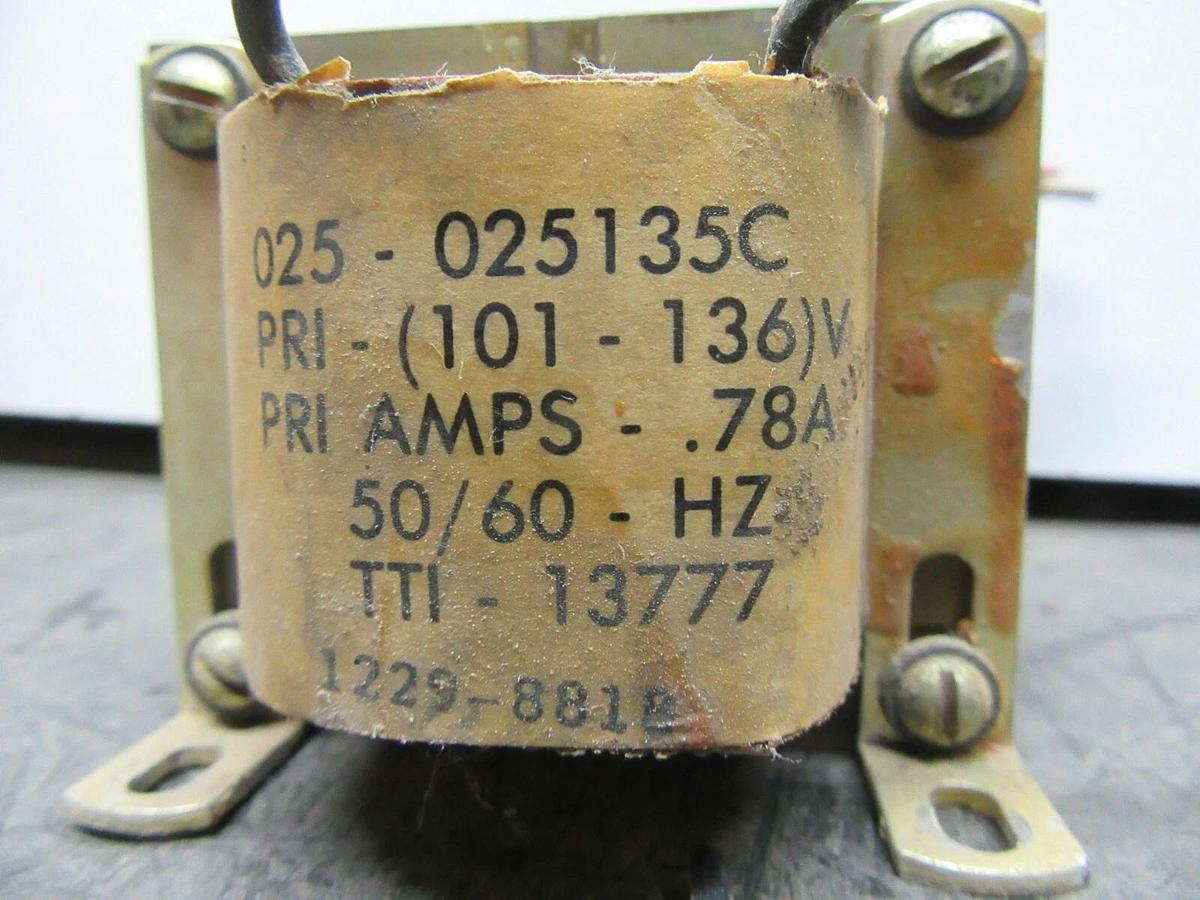 Used YORK TRANSFORMER 0.78 AMP PRI: 120 VOLT SEC: 12 VOLT 50/60 HZ 025-025135C