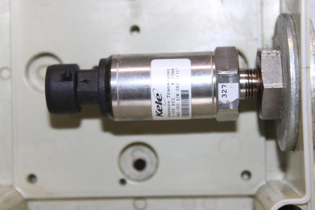 Used KELE PRESSURE TRANSDUCER W/ ENCLOSURE PSS2-300 0-300 PSI 4-20 mA *WARRANTY*
