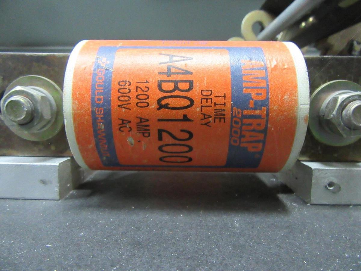 Used GE 1200 AMP HEAVY DUTY FUSIBLE SAFETY SWITCH 600 / 480 VAC CAT# TC72368R NEMA 3R