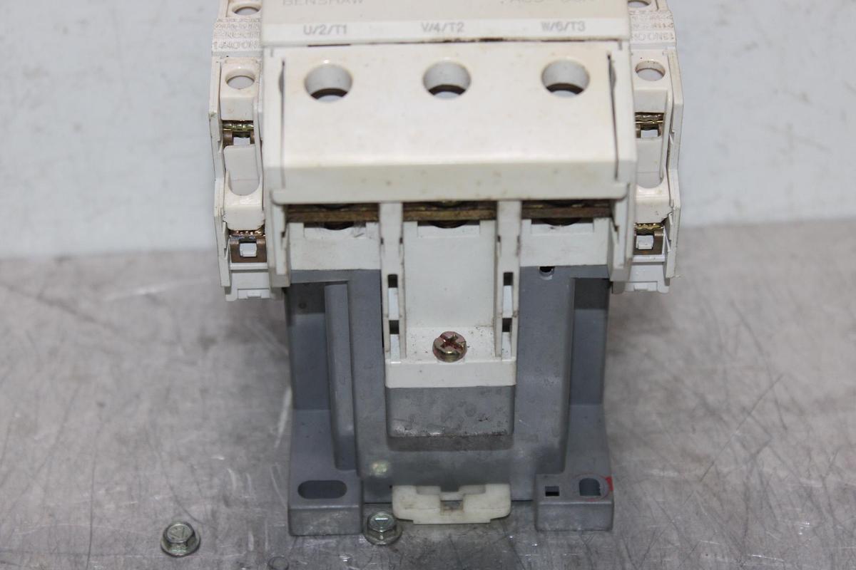 Used BENSHAW NEMA CONTACTOR RSC-300 SIZE 5 350 AMP 600 VOLT 3-POLE