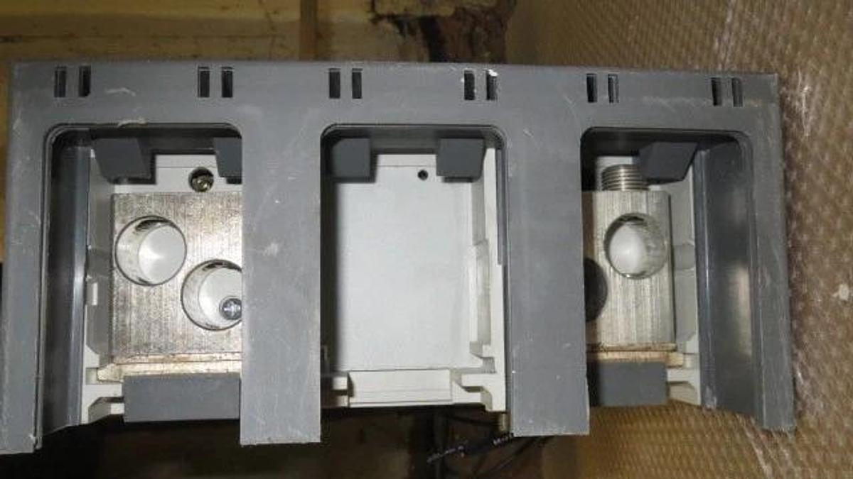 Used ABB D/C BREAKER SACE S6 600 AMP, 600 VAC 500 VDC W/ 600 AMP TRIP, 2 POLE