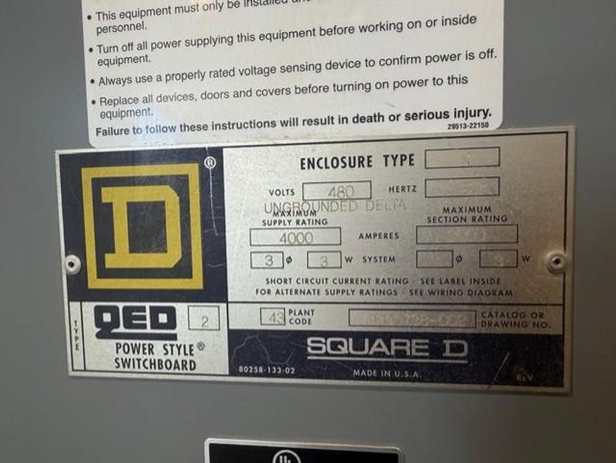 Used SQUARE D 4000 AMP SWITCH GEAR MAIN & 2 SECTIONS OF DISTRIBUTION 480 VOLT BP03640