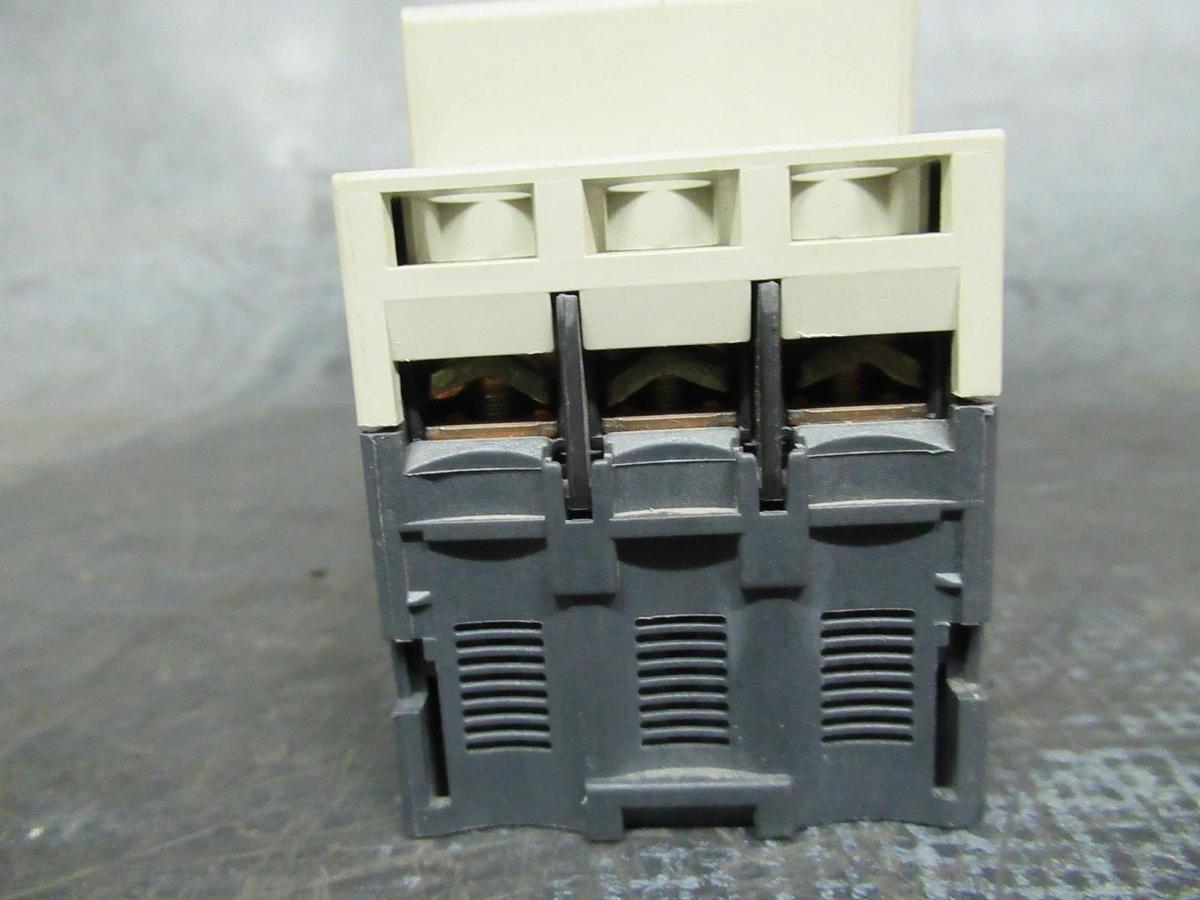 Used TELEMECANIQUE MANUAL MOTOR STARTER GV2-M08 600V 4A 3HP **WARRANTY INCLUDED**