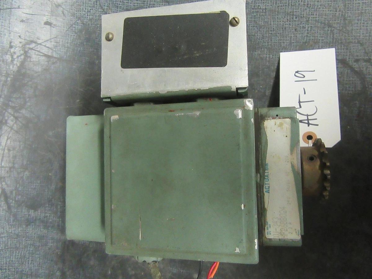 Used BARBER COLMAN ACTUATOR XU-343-HF26BB024 24V 2.2A 28W W/ CP-8391 DRIVE