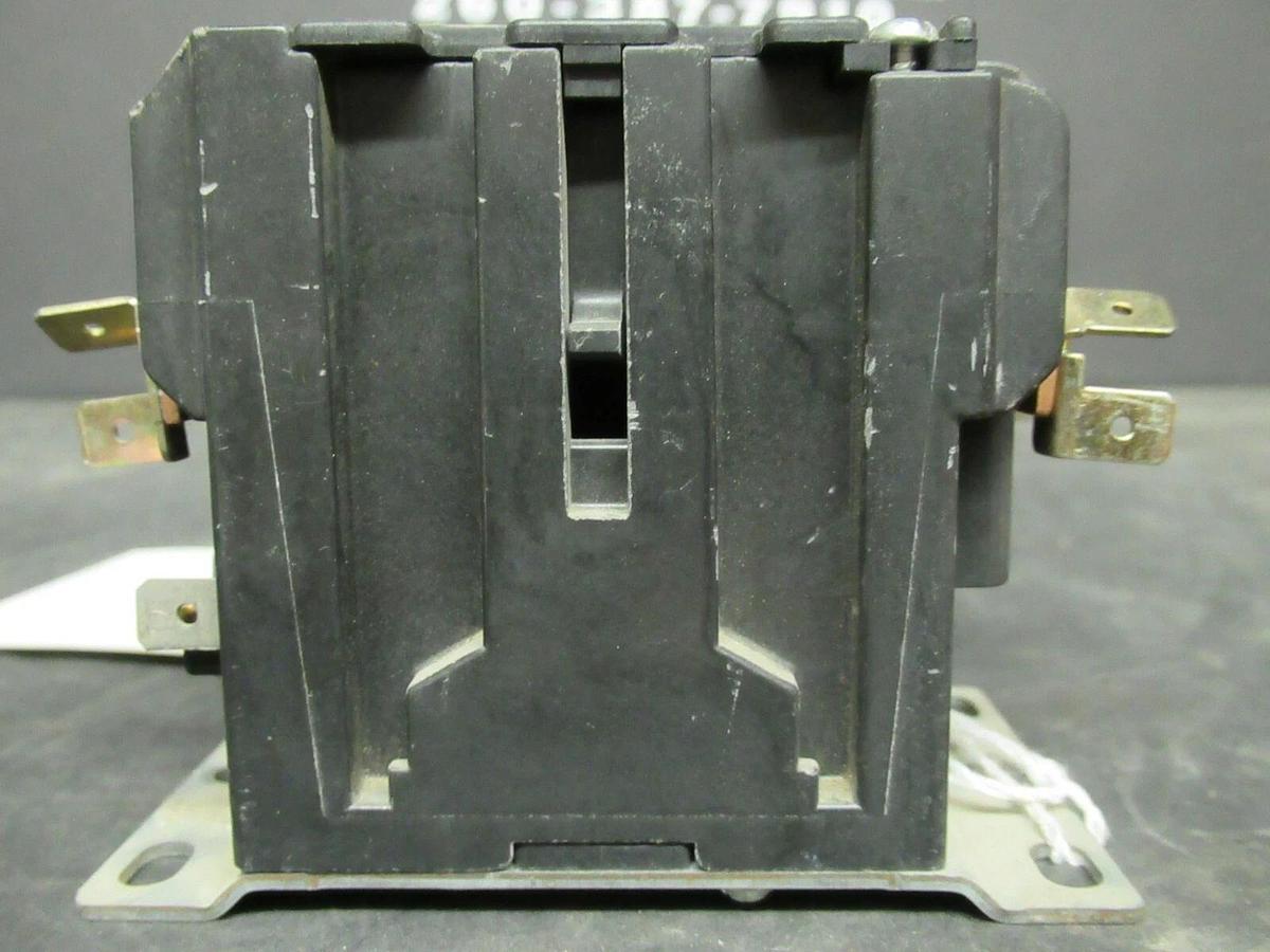 Used FURNAS 30 AMP CONTACTOR 42BF35AJACW 600 VAC COIL: 24 VAC **WARRANTY INCLUDED**