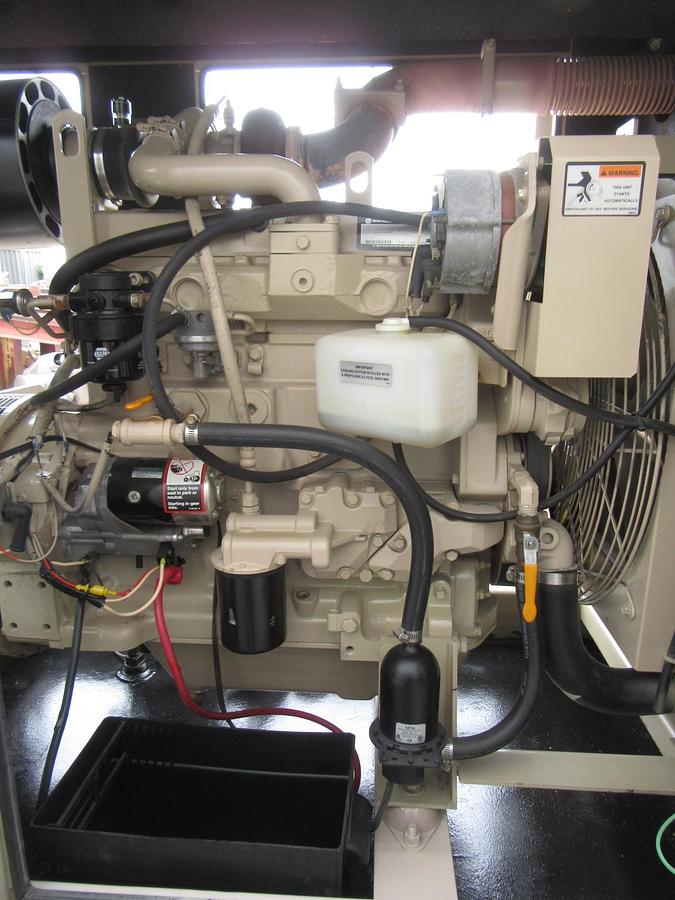Used 60 KW DIESEL GENERATOR KATOLIGHT 120/240V RE-CONNECTABLE SOUND ENCLOSED 204 HRS