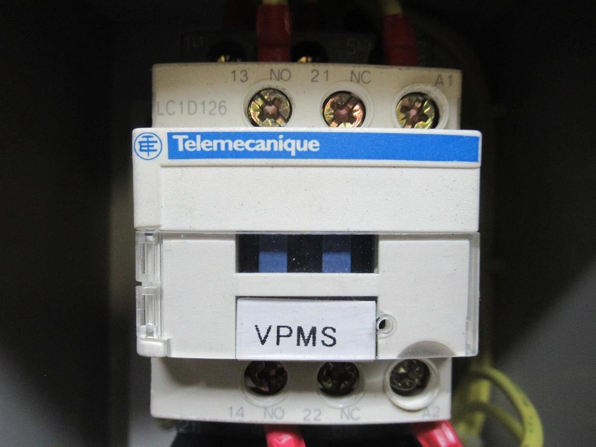 Used ENCLOSED TELEMECANIQUE STARTER LC1D16 W/ OVERLOAD RELAY LRD-076 25 AMP 600 V