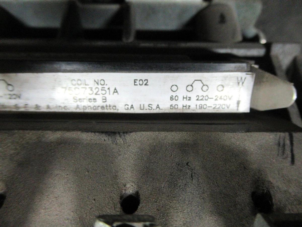 Used SIEMENS CONTACTOR 42HF35AA 600 VAC 120 AMP 3-PHASE COIL: 240 VOLT