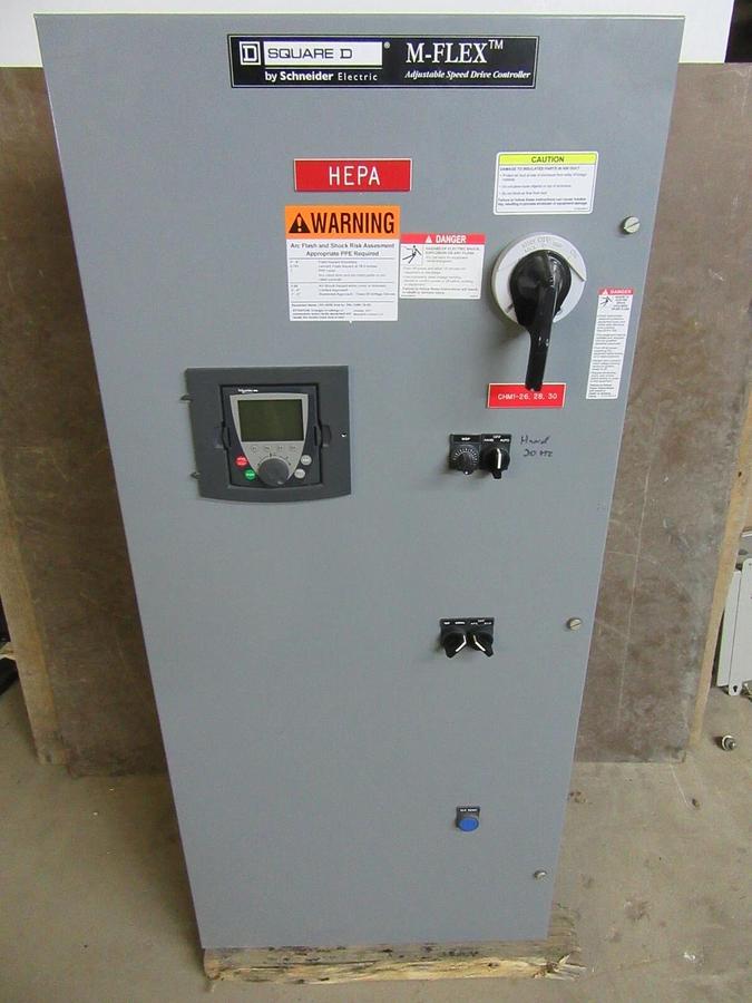 Used SQUARE D M-FLEX VARIABLE SPEED DRIVE MFDFG4VY ATV61HU30N4 5 HP 4 KW 460 VOLT