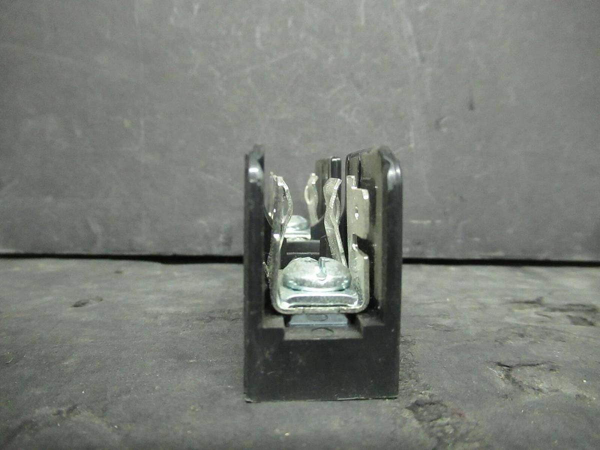 Used (2) LITTELFUSE FUSE LUG SET L60030M-1PQ 600 VOLTS 30 AMP **WARRANTY INCLUDED!**