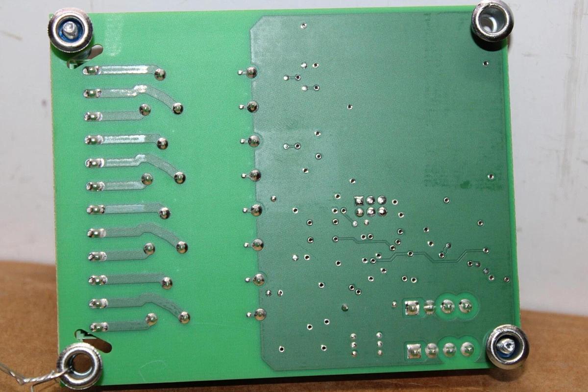 Used TRANE QUAD RELAY CIRCUIT BOARD X13650806040 REV. H 6400-2678-01 REV. C