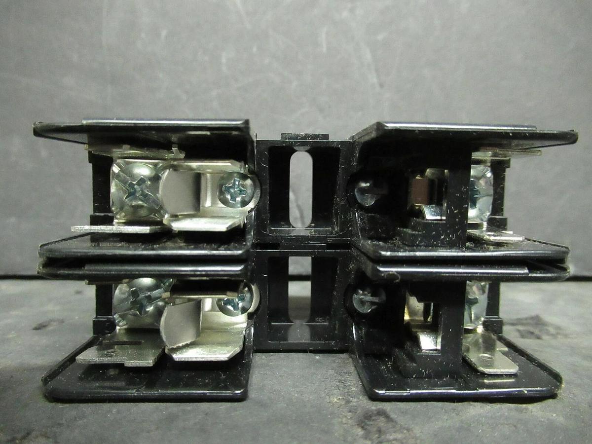 Used LITTELFUSE FUSE LUG SET L60030C2PQ 600 VOLTS 30 AMP **WARRANTY INCLUDED!**