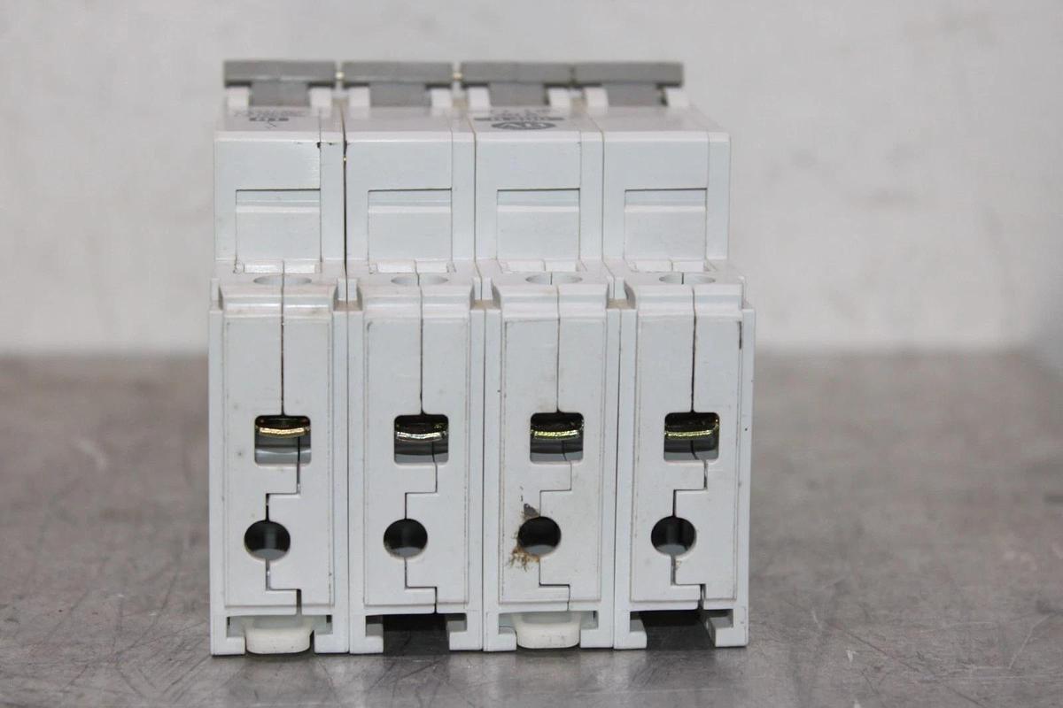 Used ALLEN BRADLEY CIRCUIT BREAKER 1492-CB3 1492-ACB 480/277 VAC 30 AMP 4-POLE