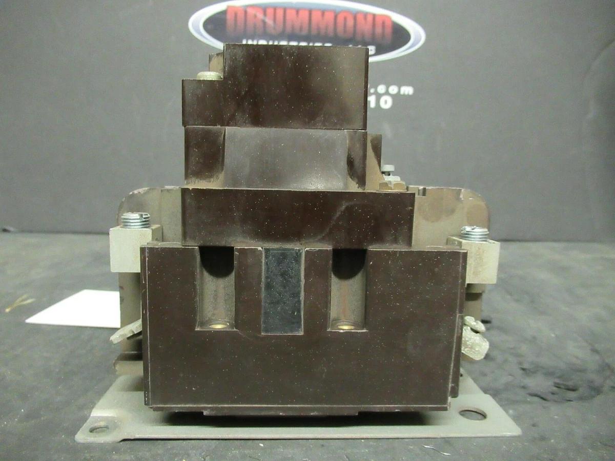 Used CUTLER HAMMER CONTACTOR C10CDN3 SER. B1 45 AMP 600 VAC 25 HP NEMA SIZE: 2