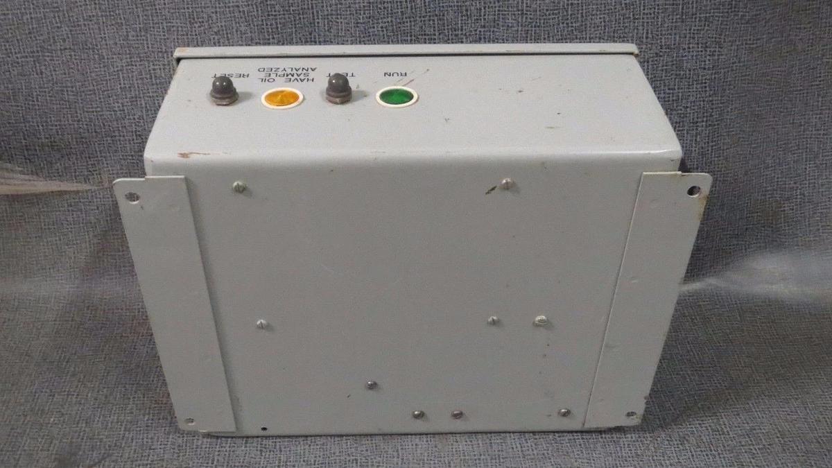 Used CARRIER OIL-SENSE QUALITY SENSOR 115V 1 PHASE MODEL 32GA400504